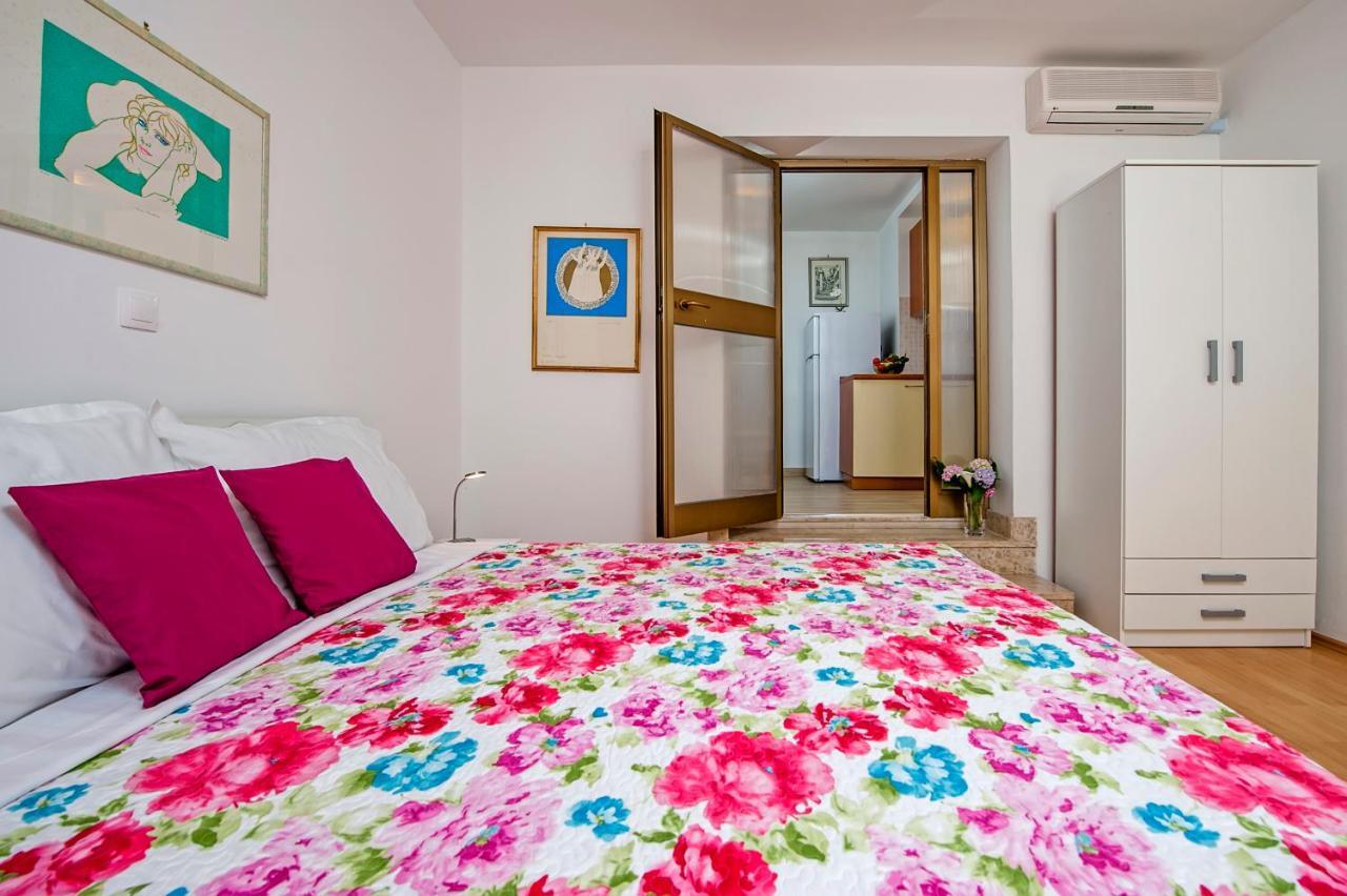 Apartmani&Soba Mimi Rovinj Eksteriør bilde
